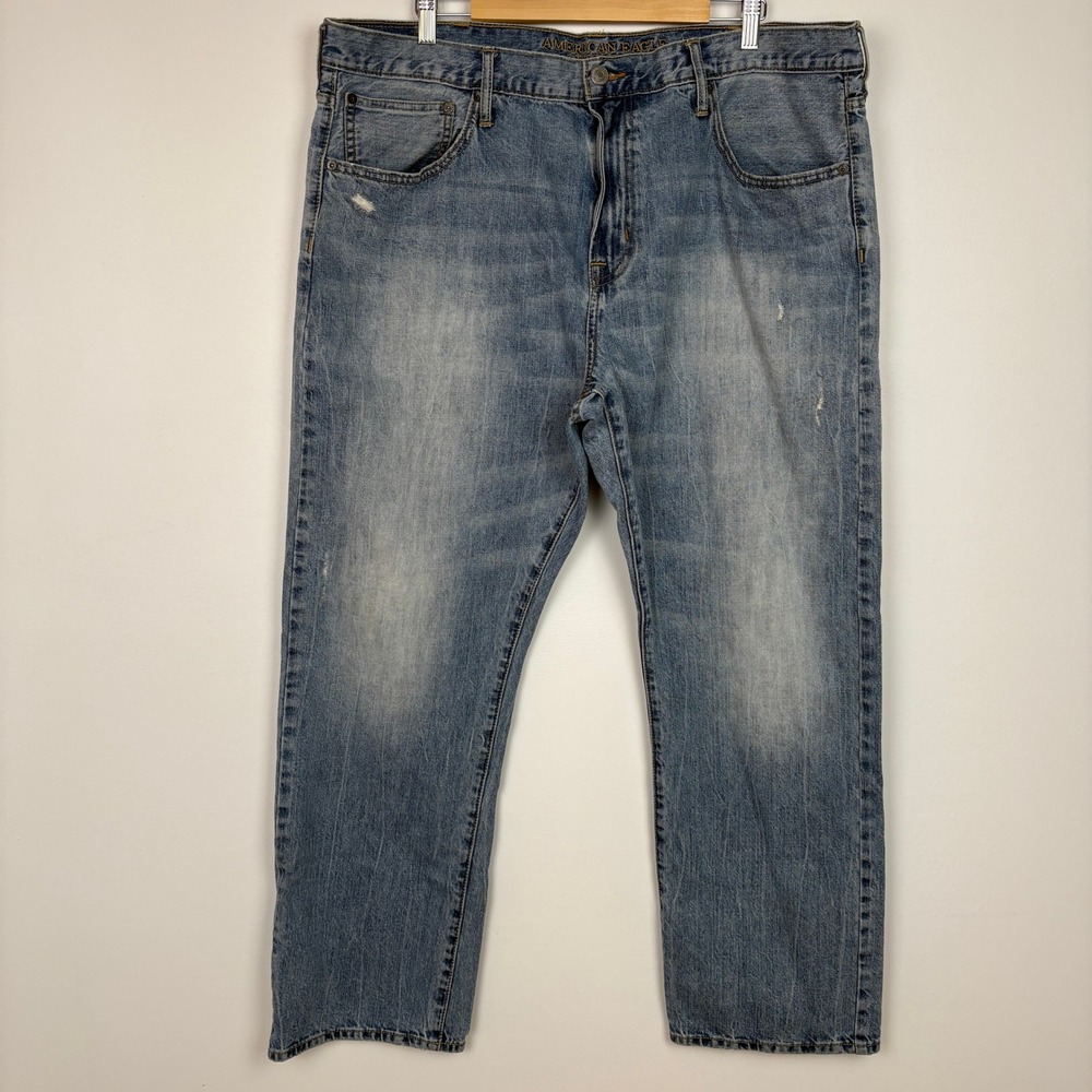 American Eagle Mens Relaxed Straight Jeans 42x32 Blue Light Wash Denim